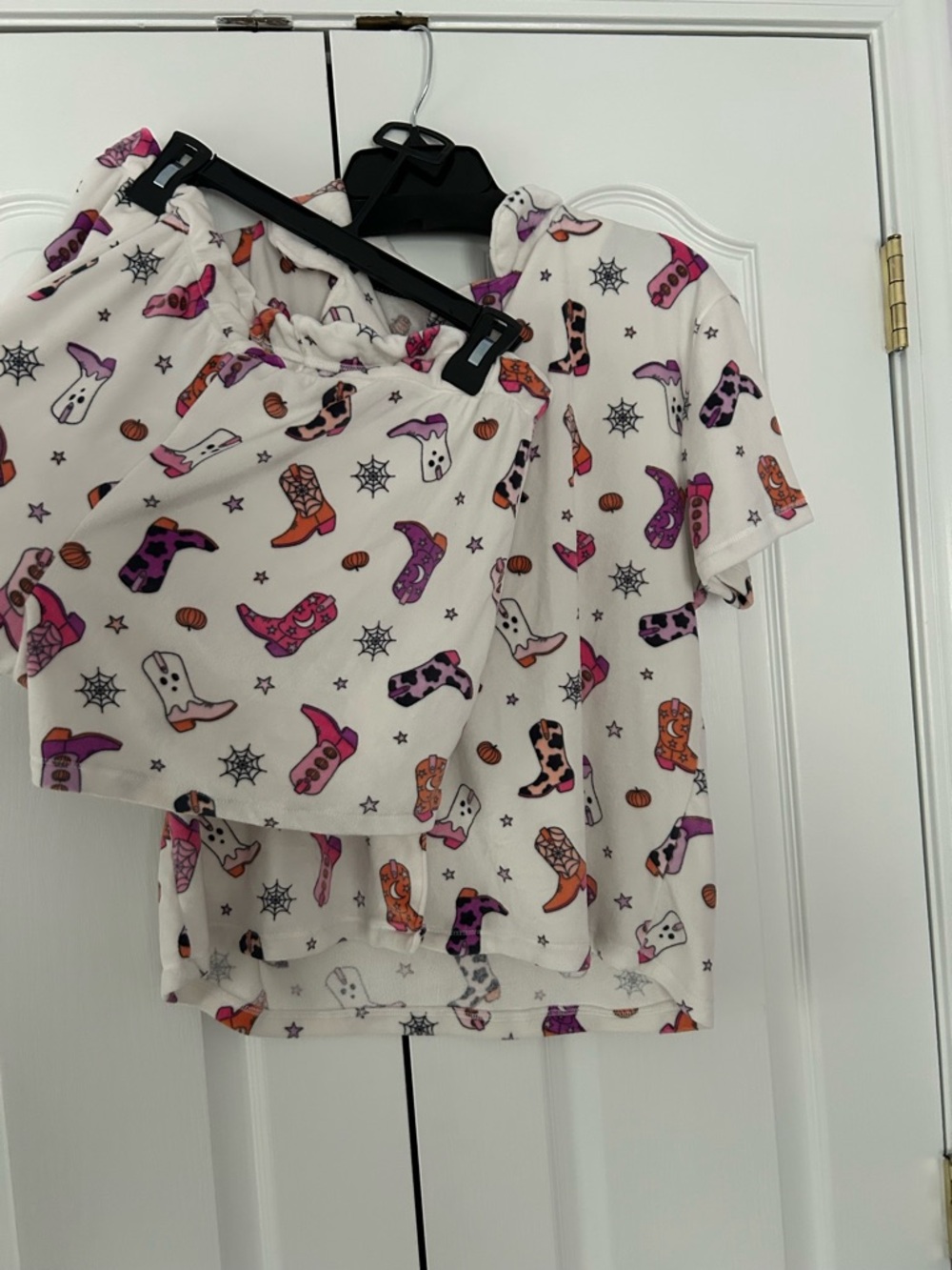 Women’s Cream Short Sleeve Pajama Set with Pink & Purple Cowboy Boot Print
